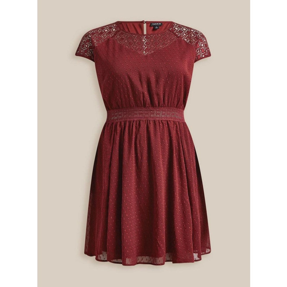 NWT! Torrid Mini Clip Dot Crochet Lace Skater Dress Cap Sleeve Illusion Plus 6x - Picture 4 of 5